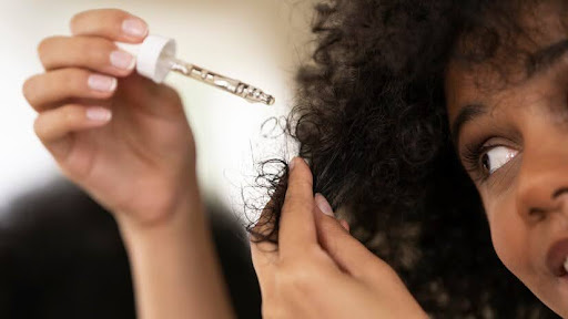 Effective Frizzy Hair Treatment: Natural Solutions for Smooth and Healthy Hair Effective Frizzy Hair Treatment: Natural Solutions for Smooth and Healthy Hair